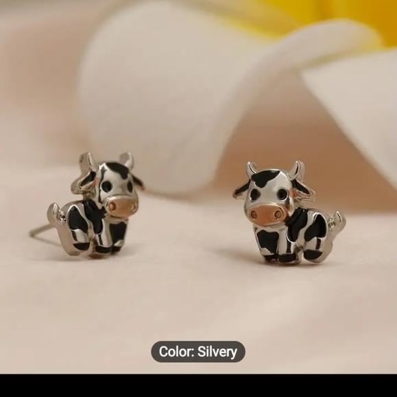 Cute cow earrings - Picture 3 of 3